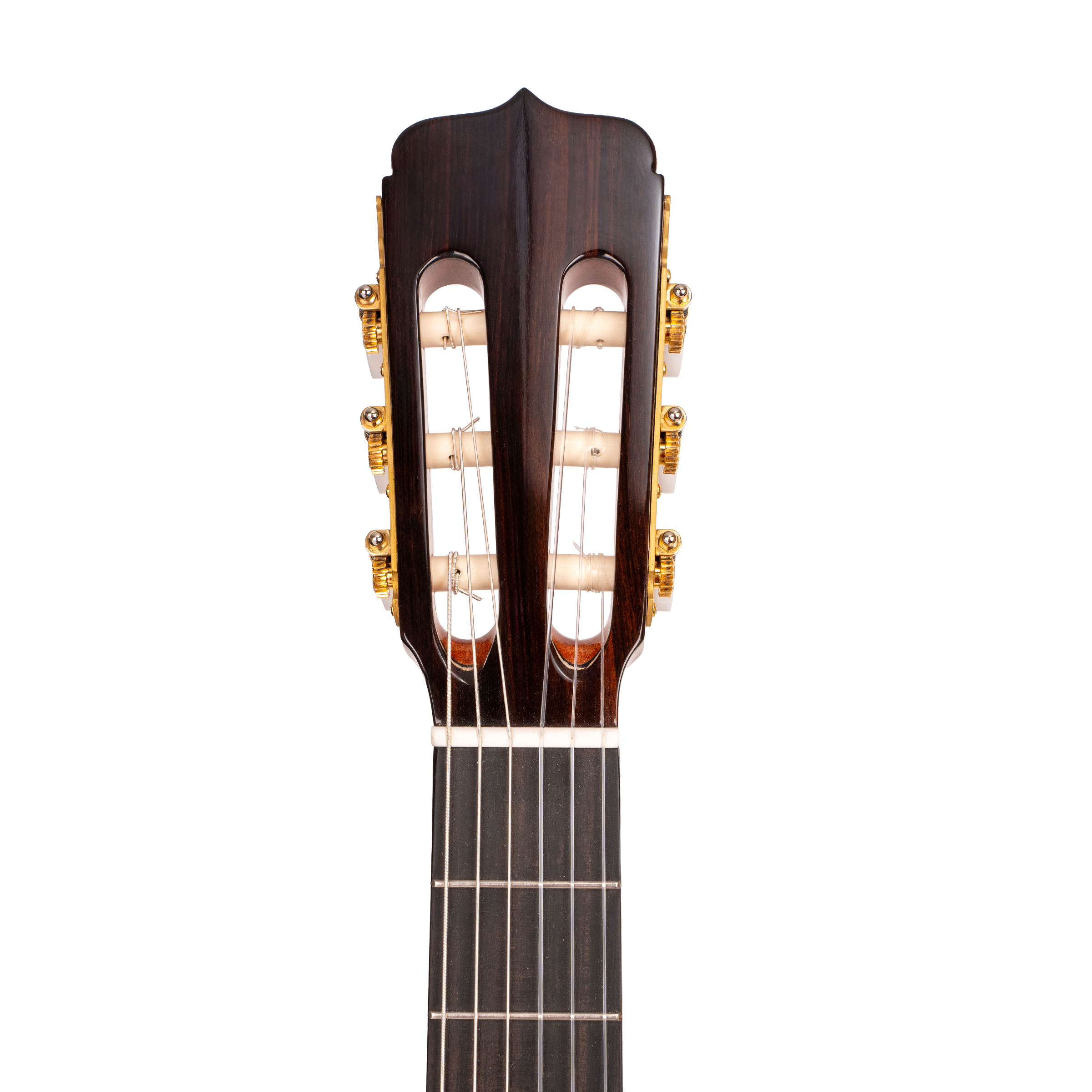 Ramirez Estudio 140 CUTAWAY Cedar Top Classical Guitar