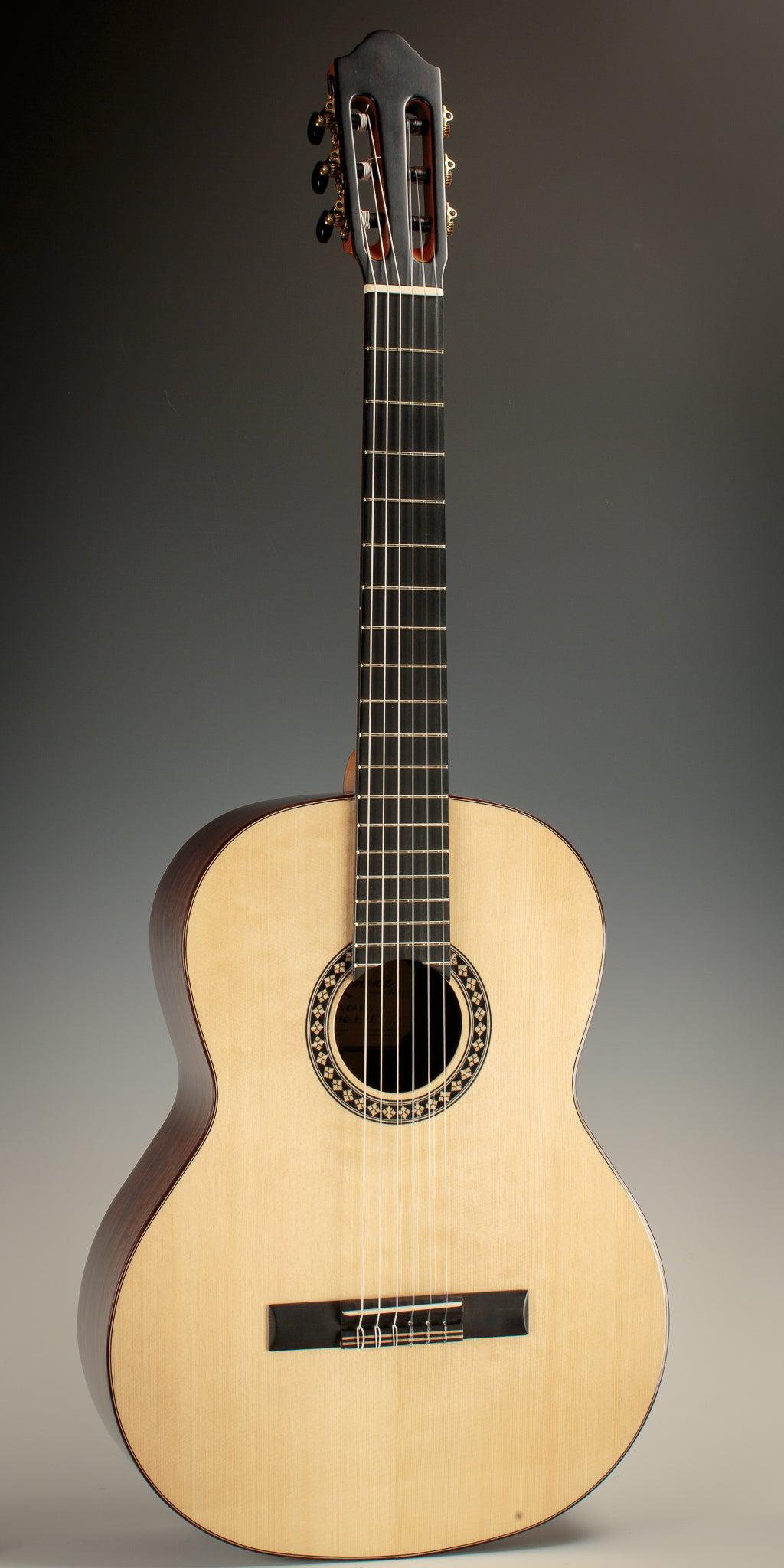 Kremona Romida Spruce Classical Guitar